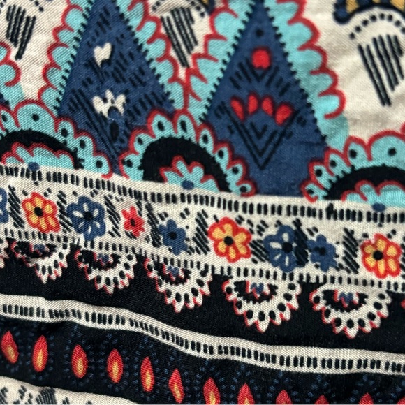 Buckle-Medium boho tunic w/rhinestones. 100% rayon, 3/4 sleeve. Gorgeous! EUC! - Picture 10 of 12